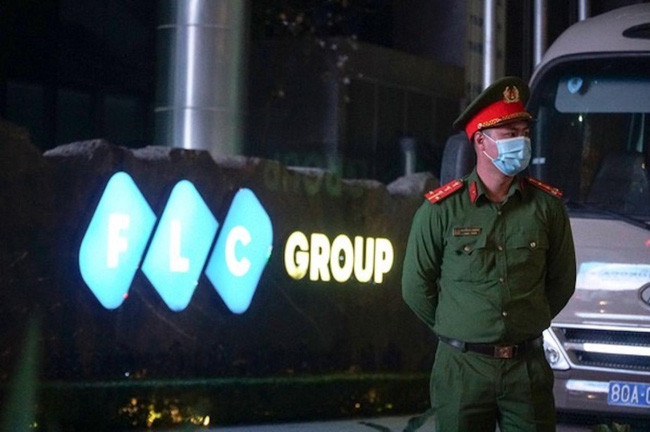 Cơ quan điều tra khám xét nơi làm việc của ông Trịnh Văn Quyết. Ảnh: N.H Cơ quan điều tra khám xét nơi làm việc của ông Trịnh Văn Quyết. Ảnh: N.H