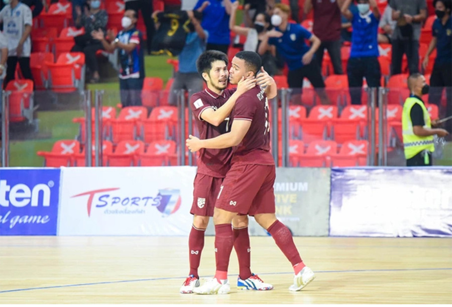 Futsal Thái Lan tiếp tục thống trị Đông Nam Á dù đang trẻ hóa đội hình. Ảnh: FAT. Futsal Thái Lan tiếp tục thống trị Đông Nam Á dù đang trẻ hóa đội hình. Ảnh: FAT.