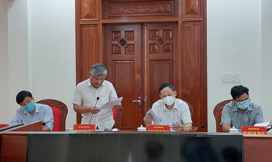 Các đại biểu thảo luận tại hội nghị. Ảnh: Vĩnh Hoàng Các đại biểu thảo luận tại hội nghị. Ảnh: Vĩnh Hoàng