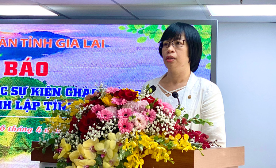 Phó Chủ tịch UBND tỉnh Gia Lai Nguyễn Thị Thanh Lịch phát biểu tại buổi họp báo. Ảnh: Hà Duy Đồng chí Nguyễn Thị Thanh Lịch-Tỉnh ủy viên, Phó Chủ tịch UBND tỉnh Gia Lai phát biểu khai mạc tại buổi họp báo. Ảnh: Hà Duy