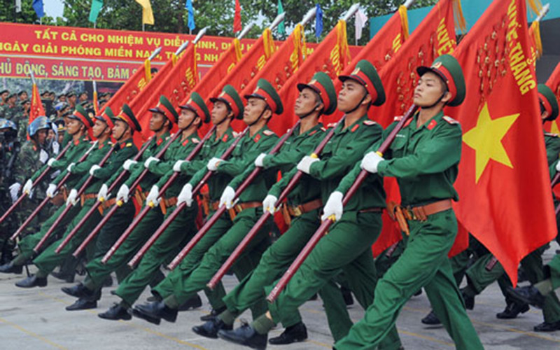 Luyện tập duyệt binh kỷ niệm Ngày giải phóng hoàn toàn miền nam, thống nhất đất nước năm 2015. Ảnh: TTXVN Luyện tập duyệt binh kỷ niệm Ngày giải phóng hoàn toàn miền nam, thống nhất đất nước năm 2015. Ảnh: TTXVN