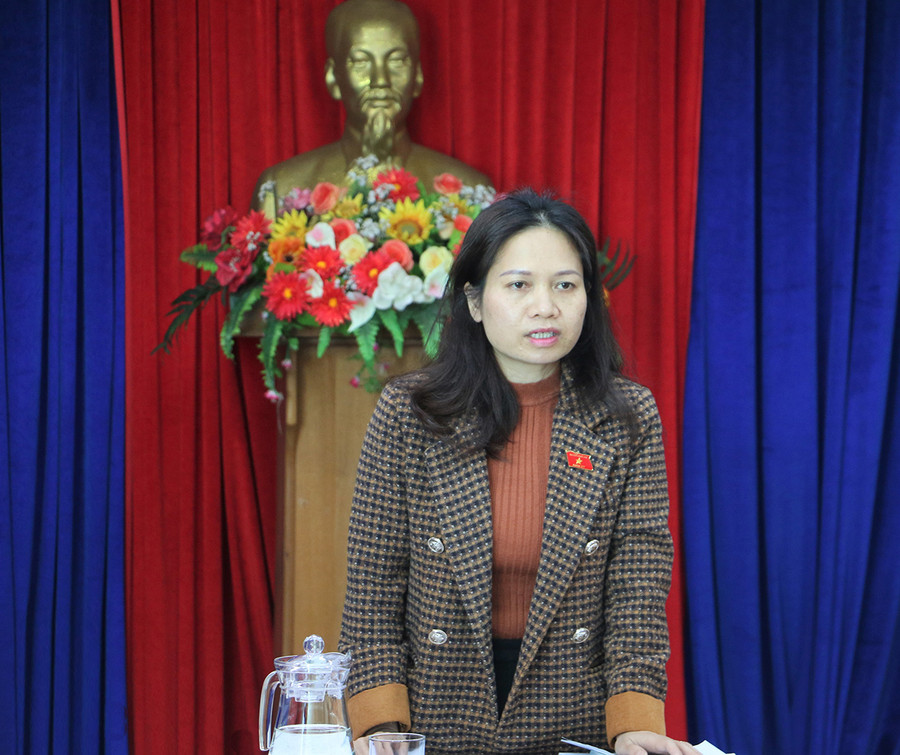 Phó Trưởng đoàn chuyên trách Đoàn đại biểu Quốc hội tỉnh Siu Hương phát biểu tại buổi giám sát. Ảnh: Quang Tấn Phó Trưởng đoàn chuyên trách Đoàn đại biểu Quốc hội tỉnh Siu Hương phát biểu tại buổi giám sát. Ảnh: Quang Tấn