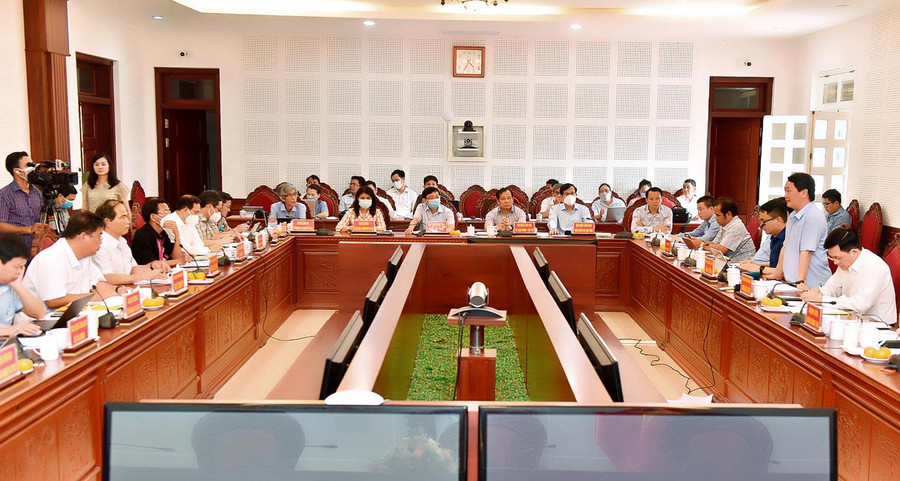 Quang cảnh buổi làm việc. Ảnh: Đức Thụy