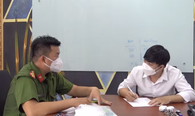 Theo công an, băng nhóm tội phạm hoạt động rất tinh vi Theo công an, băng nhóm tội phạm hoạt động rất tinh vi