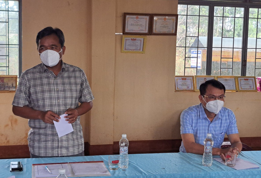  Bí thư Tỉnh ủy Hồ Văn Niên phát biểu chỉ đạo tại buối sinh hoạt. Ảnh: Nguyễn Đông