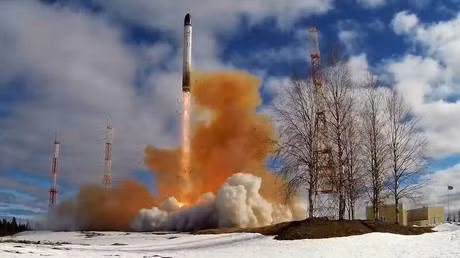 Nga thử thành công tên lửa đạn đạo xuyên lục địa RS-28 Sarmat từ Sân bay vũ trụ Plesetsk, ở vùng Arkhangelsk ngày 21/4. Ảnh Sputnik