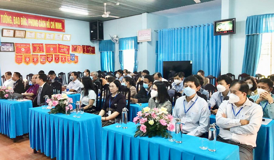  Quang cảnh lớp tập huấn tại Trung tâm Y tế huyện Chư Sê ngày 9-4. Ảnh: Như Nguyện