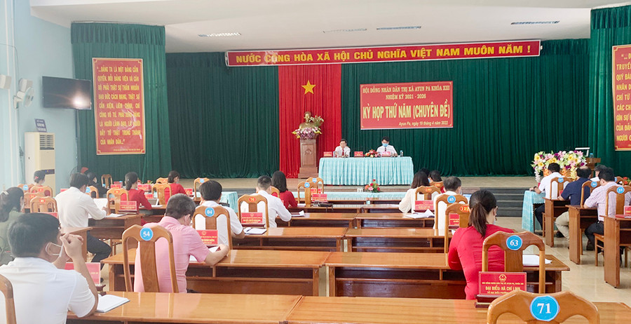 Quang cảnh kỳ họp. Ảnh: Vũ Chi