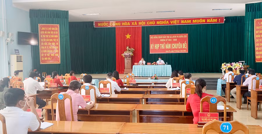 Quang cảnh kỳ họp. Ảnh: Vũ Chi