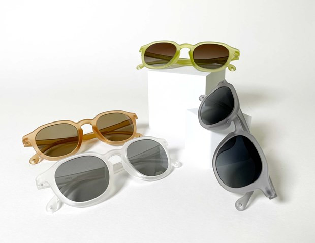 Kính bảo hộ dùng ngoài trời OVIUS SAFETY-O. Ảnh: OVIUS/Vietnam+