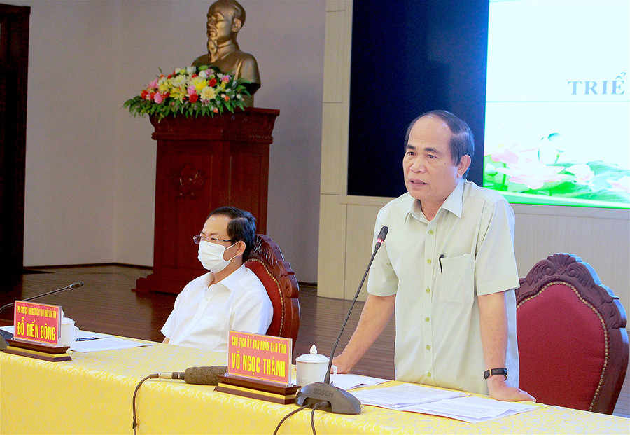 Chủ tịch UBND tỉnh Võ Ngọc Thành phát biểu tại hội nghị. Ảnh: Mộc Trà Chủ tịch UBND tỉnh Võ Ngọc Thành phát biểu kết luận hội nghị. Ảnh: Mộc Trà