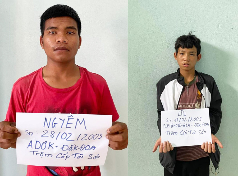  Hai đối tượng trộm cắp tài sản. ẢnhCông an xã Chư Á, TP. Pleiku cung cấp