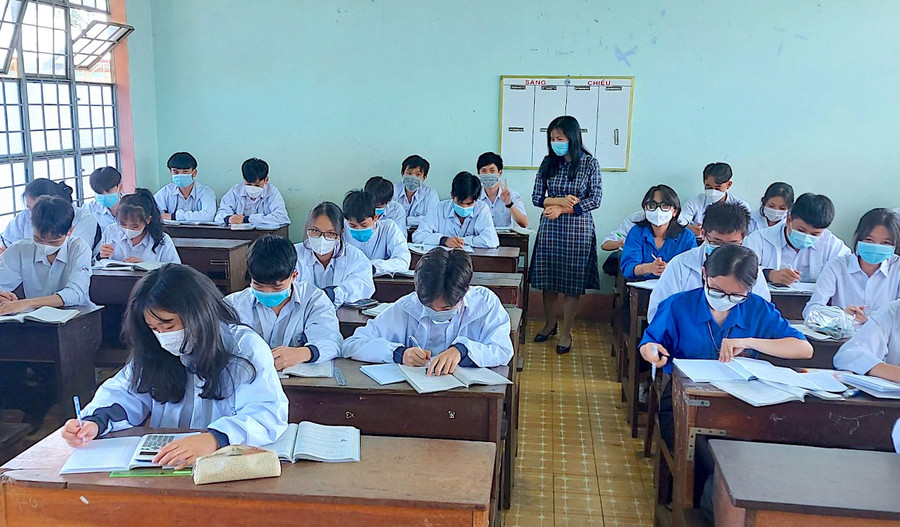 Các trường cần khảo sát nhu cầu lựa chọn môn học của học sinh lớp 9 khi vào lớp 10 để xây dựng tổ hợp môn học phù hợp. Ảnh: Mộc Trà Các trường cần khảo sát nhu cầu lựa chọn môn học của học sinh lớp 9 khi vào lớp 10 để xây dựng tổ hợp môn học phù hợp. Ảnh: Mộc Trà