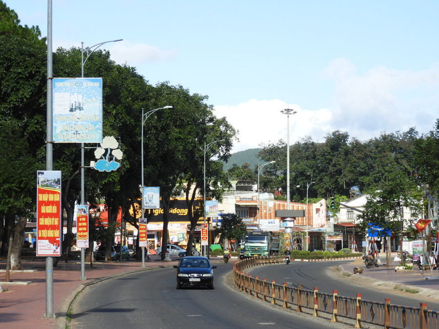 Một góc trung tâm huyện Mang Yang. Ảnh: Thanh Nhật Một góc trung tâm huyện Mang Yang. Ảnh: Thanh Nhật