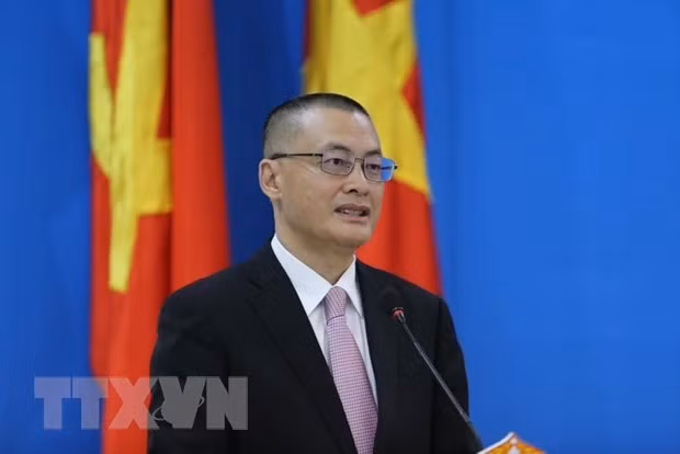 Đại sứ Việt Nam tại Đức Vũ Quang Minh. Ảnh: Hùng Vũ/TTXVN