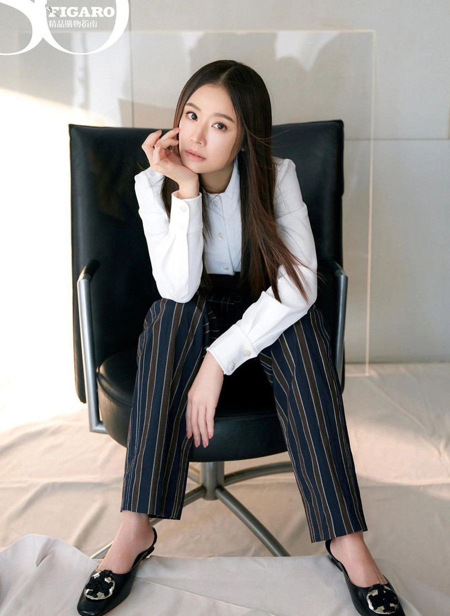 Lâm Tâm Như có cú trở mình mạnh mẽ về danh tiếng sau Hoa đăng sơ thượng. Ảnh: Vogue, SoFigaro.