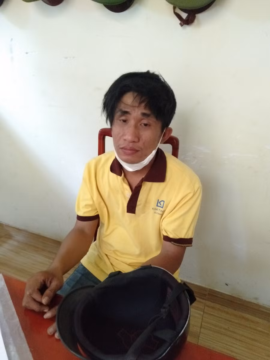 Lưu Minh Tú tại cơ quan công an. Ảnh: H.G