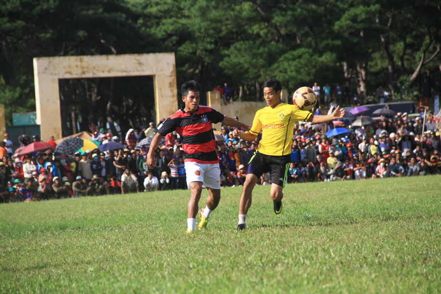 Bóng đá nam huyện Đak Đoa quyết tâm lấy lại vị trí số 1 của tỉnh. Ảnh: Lê Văn Ngọc
