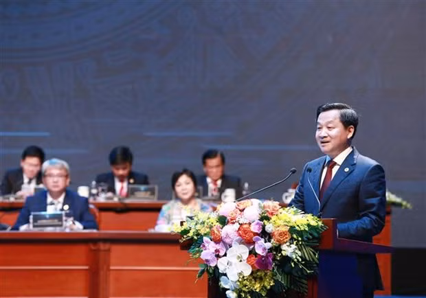 Phó Thủ tướng Lê Minh Khái phát biểu. (Ảnh: Minh Đức/TTXVN)