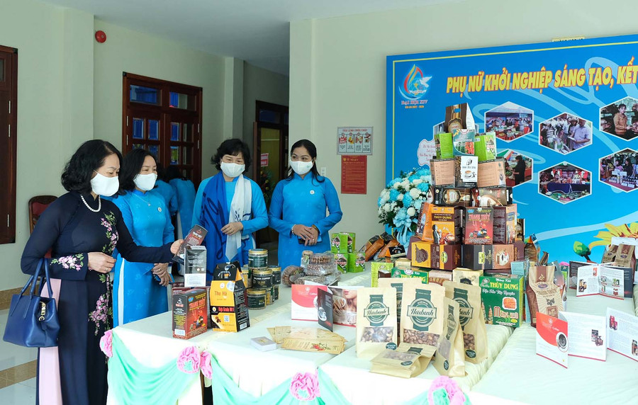 Hội LHPN tỉnh có nhiều hoạt động hỗ trợ, khuyến khích phụ nữ khởi nghiệp trong thời đại 4.0. Ảnh: Minh Châu