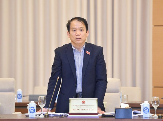 Chủ nhiệm Ủy ban Pháp luật Hoàng Thanh Tùng.  Chủ nhiệm Ủy ban Pháp luật Hoàng Thanh Tùng