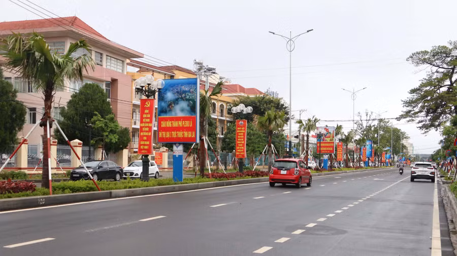 Phường Tây Sơn tạm thời triển khai một số biện pháp linh hoạt, thích ứng, kiểm soát hiệu quả dịch Covid-19. Ảnh: Quang Tấn