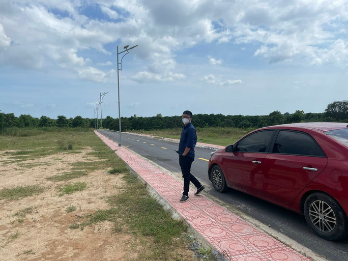 Nhà đầu tư đang đổ về Khánh Hòa để đầu tư đất. Ảnh: Kỳ Nam