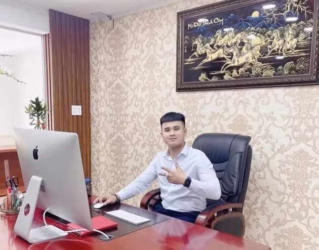 Ngân thường khoe khoang cuộc sống sang chảnh lên mạng xã hội