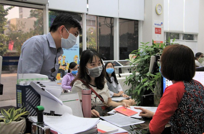 Công chức, viên chức ở một số vị trí sẽ phải định kỳ chuyển đồi khi đủ từ 3 - 5 năm. Ảnh: C.H Công chức, viên chức ở một số vị trí sẽ phải định kỳ chuyển đồi khi đủ từ 3 - 5 năm. Ảnh: C.H