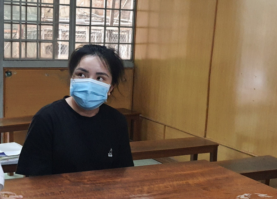  Bị cáo Vũ Thị Tâm tại tòa sơ thẩm. Ảnh: Song Mai