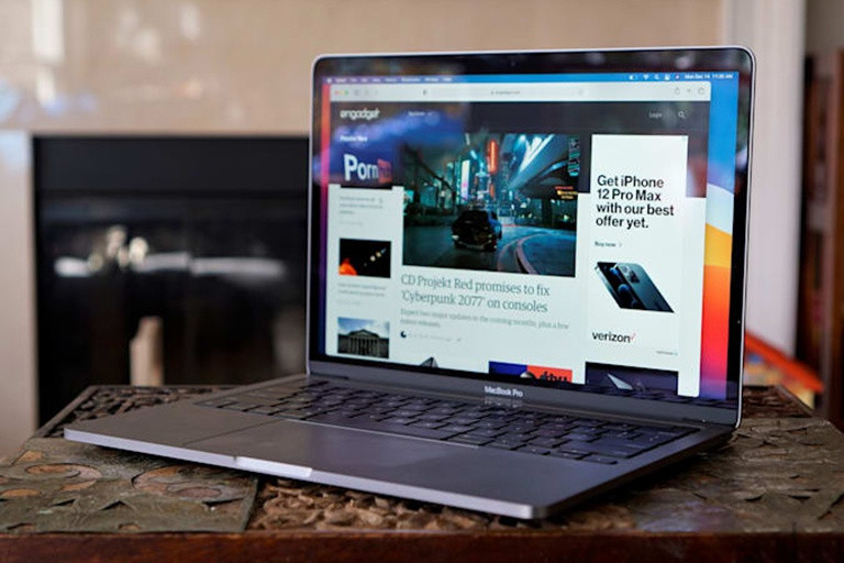 Apple vẫn chưa làm mới MacBook Pro 13 inch trong một thời gian dài. Ảnh: CHỤP MÀN HÌNH ENGADGET