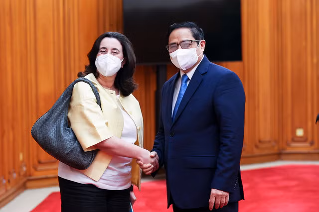  Thủ tướng Phạm Minh Chính và bà Manuela V. Ferro, Phó Chủ tịch WB phụ trách khu vực Đông Á và Thái Bình Dương - Ảnh: VGP/Nhật Bắc