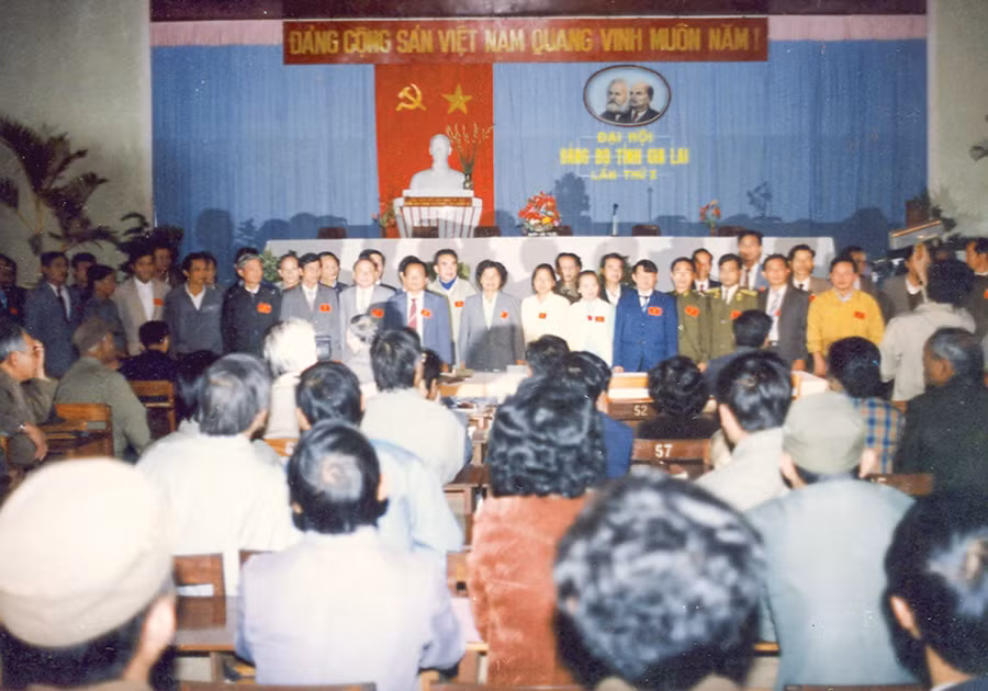 Đại hội Đảng bộ tỉnh Gia Lai lần thứ X (vòng 2) diễn ra từ ngày 20 đến ngày 23-1-1992. (Ảnh nguồn Đảng bộ tỉnh Gia Lai)