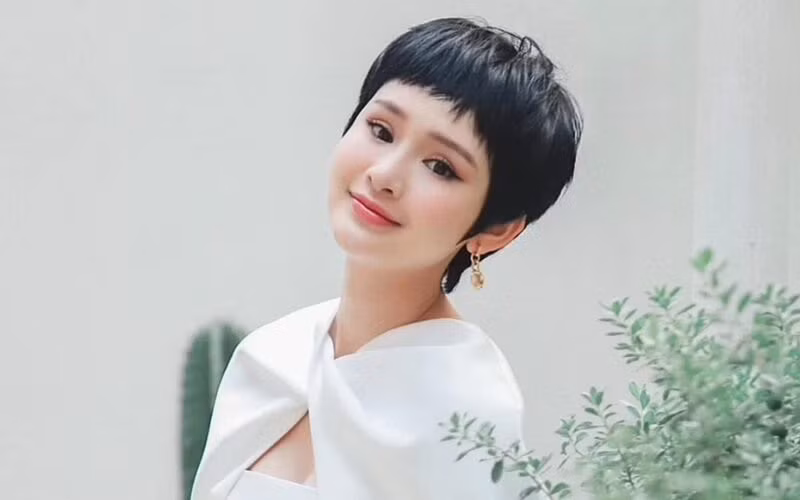 Nữ ca sĩ Hiền Hồ có nhiều bản 