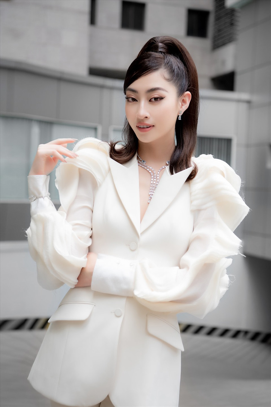 Sau khi trở về từ Paris Fashion Week, Hoa hậu Lương Thuỳ Linh cũng ngay lập tức quay trở lại Miss World Việt Nam với vai trò giám khảo. Ảnh: Sen Vàng Sau khi trở về từ Paris Fashion Week, Hoa hậu Lương Thuỳ Linh cũng ngay lập tức quay trở lại Miss World Việt Nam với vai trò giám khảo. Ảnh: Sen Vàng