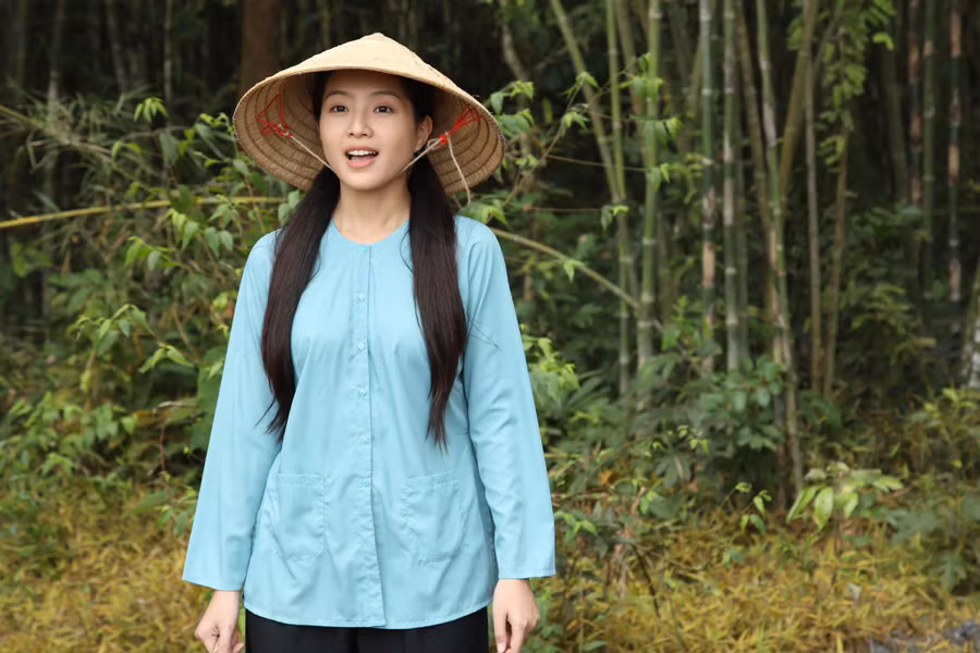 Bích Ngọc (vai Mỹ Tú) mong muốn được học hỏi nhiều hơn ở các đàn anh đàn chị trong nghề khi bắt đầu với nghiệp diễn. Ảnh: ĐPCC