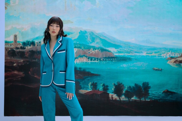 “Trước mỗi dự án điện ảnh, tôi dành rất nhiều thời gian cho việc nghiên cứu, tìm hiểu về nghề nghiệp, phát triển nhân vật… cũng như thảo luận với ê-kíp làm sao cho nhân vật có thêm nhiều màu sắc hơn khi kịch bản chưa có điều đó” - nữ diễn viên nói.