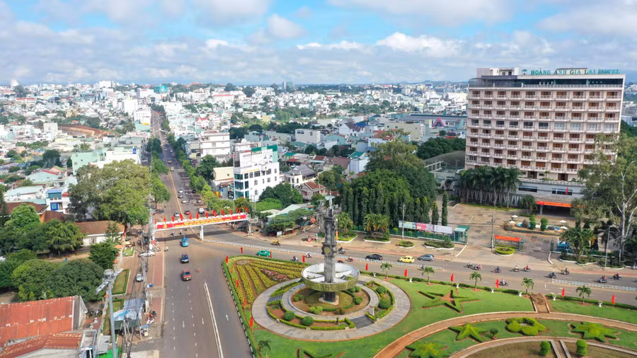 Đô thị Pleiku ngày càng khang trang và hiện đại. Ảnh: Quang Tấn