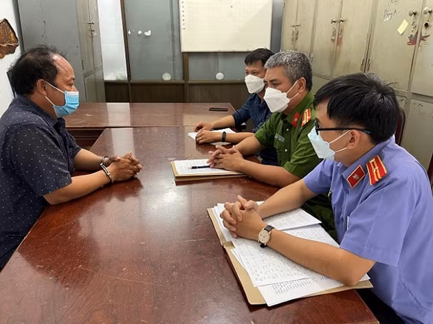 Lý Văn Quân tại cơ quan công an. Ảnh: VKSND tỉnh Đắk Lắk