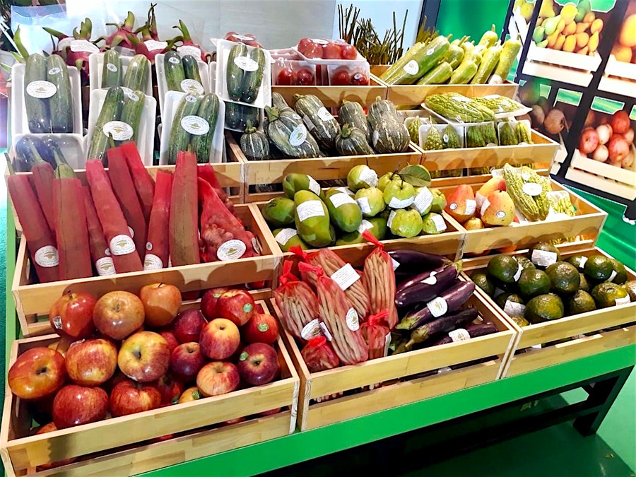 Các mặt hàng nông sản được nâng tầm giá trị và mở rộng thị trường tiêu thụ khi được công nhận là sản phẩm OCOP. Ảnh: Mộc Trà