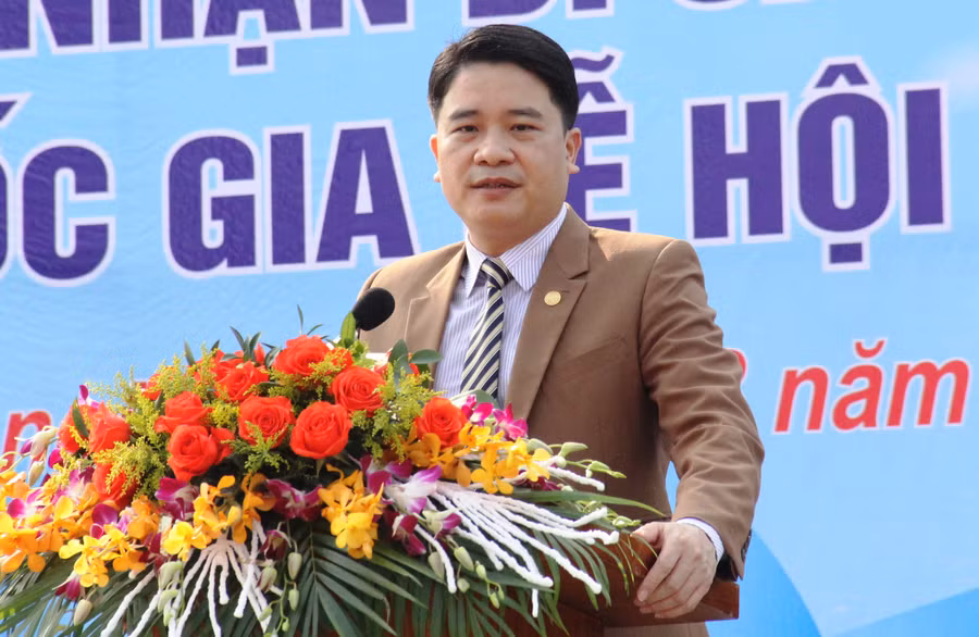  Ông Trần Văn Tân, Phó chủ tịch UBND tỉnh Quảng Nam, phát biểu tại buổi lễ. Ảnh: Mạnh Cường