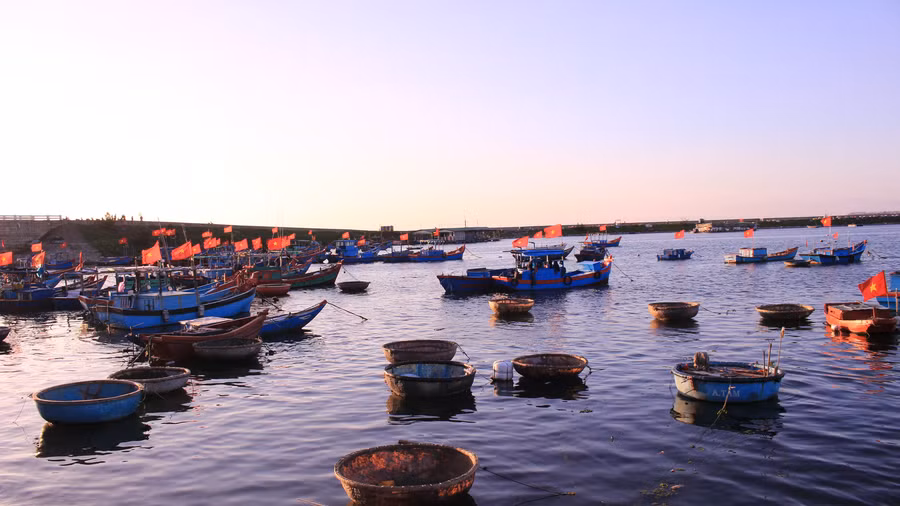 Khung cảnh bình yên ở Lý Sơn. Ảnh: NÂU