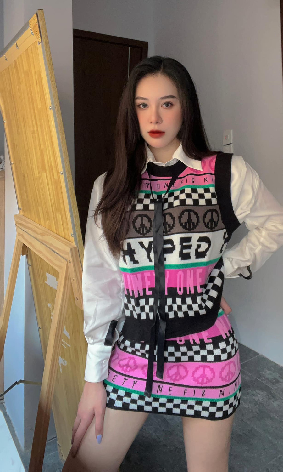 Bộ đồ thích hợp cho thời tiết cuối xuân, đầu hè - vẫn còn chưa thực sự tăng nhiệt.