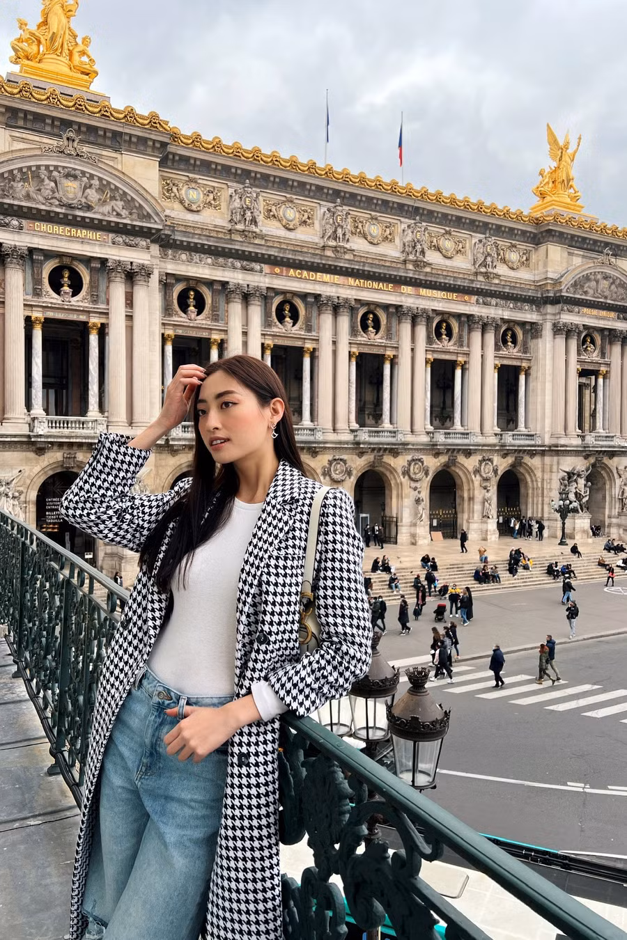 Để có được vóc dáng thon gọn và không kém phần quyến rũ, Lương Thùy Linh phải dành nhiều thời gian để luyện tập cũng như kết hợp với chế độ ăn uống khoa học trong một thời gian dài. Ảnh: NVCC