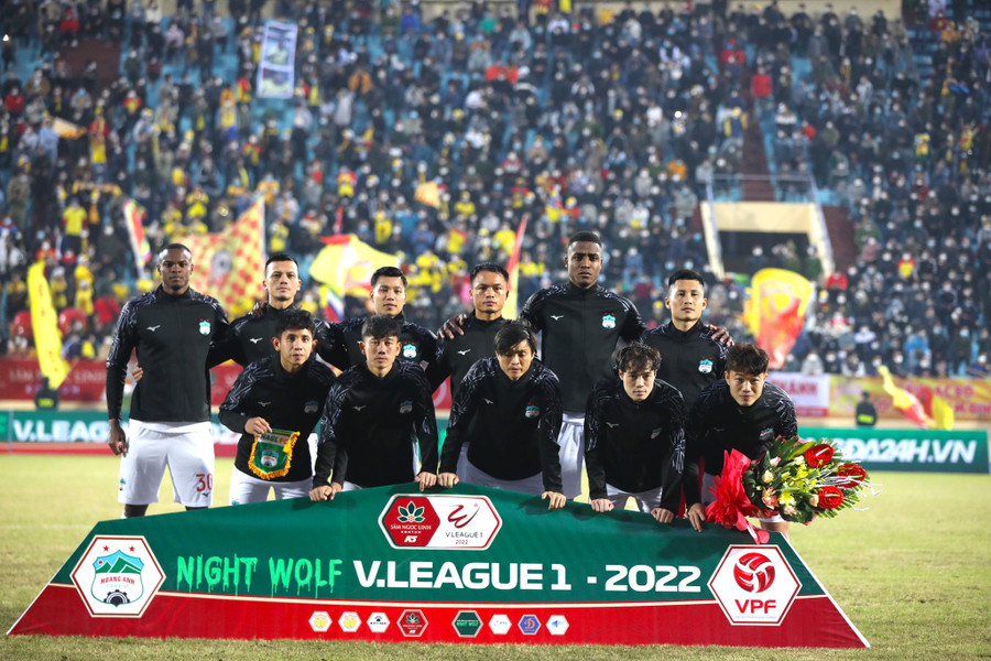 Đội hình xuất phát HAGL trận mở màn V-League 2022 tại Nam Định. Ảnh: Minh Tú