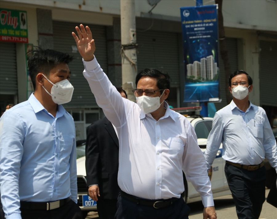 Thủ tướng Phạm Minh Chính về thăm người dân khu nhà ở xã hội Định Hòa, thành phố Thủ Dầu Một. Ảnh: Đình Trọng Thủ tướng Phạm Minh Chính về thăm người dân khu nhà ở xã hội Định Hòa, thành phố Thủ Dầu Một. Ảnh: Đình Trọng
