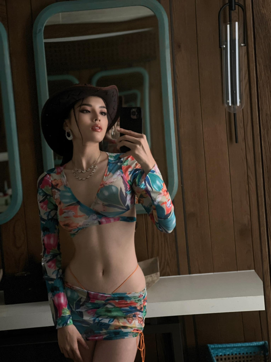 Dưới phần bình luận, nhiều người dành lời khen ngợi cho sắc vóc của Hoa hậu Việt Nam 2014. Một bộ phận cư dân mạng cho rằng sau 8 năm đăng quang, Kỳ Duyên ngày càng nhuận sắc hơn. Ảnh: FBNV