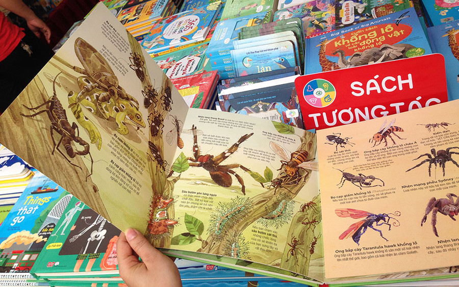  Sách được trình bày ngày càng phong phú hấp dẫn hơn.