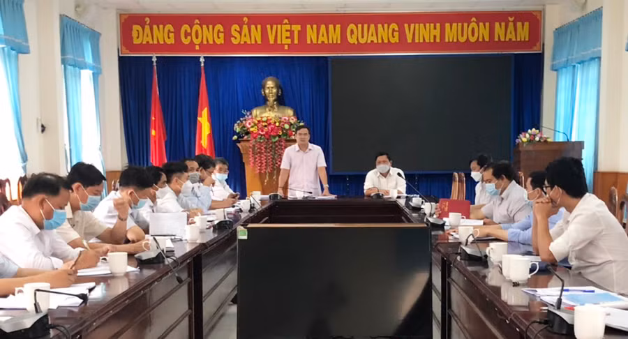  Đoàn kiểm tra Đề án 61 của tỉnh làm việc tại Huyện ủy Kbang. Ảnh: Hoàng Cư