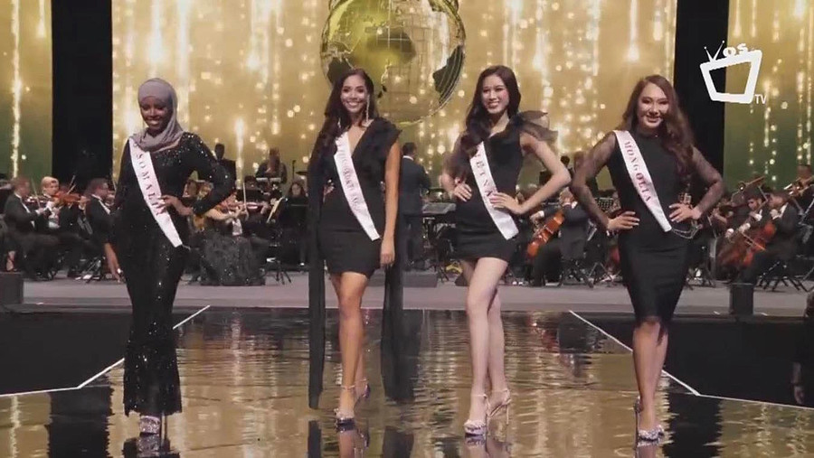 Người đẹp Việt cho thấy sự tự tin khi sải bước trên sân khấu cùng các đối thủ. Ảnh: Chụp màn hình